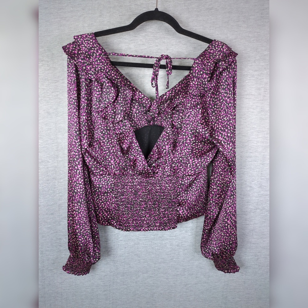 👯‍♀️Host Pick⚡️Signature by Reitmans V-Neck Blouse with Smocked Back - Picture 5 of 9